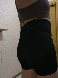 Спортивні жіночі пуш ап шорти з кишенями укорочені велосипедки однотонні для тренувань та повсякдення M рожевий (N70384S) фото від покупців 1