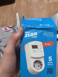 Реле напруги ZUBR R116y однофазний розетковий захист 16А з термозахистом (4820120220210)