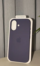 Чехол панель силиконовый Silicone case with Magsafe MagFit Magnetic Ring для Apple iPhone 17 (6.3") Purple Fog