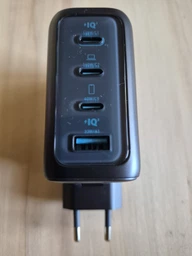Зарядное устройство Anker 140W USB-C Charger, 4 порта быстрой зарядки с технологией GAN, цветной дисплей (Euro)
