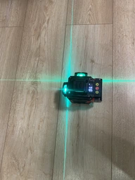 Аккумуляторный лазерный уровень 4D Vollyx с 16 360° линиями и зеленым лучом самонивелирующийся нивелир в чехле красный фото от покупателей 6