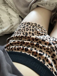 Шорти Juicy Couture Women's світло-рожеві з червоним розмір М