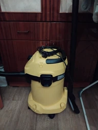Пилосос Karcher WD 3 1000 Вт, 17 л, для сухого та вологого прибирання, жовтий