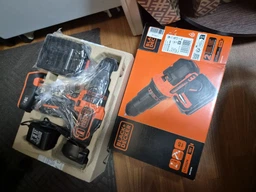 Дрель-шуруповерт аккумуляторная ударная Black&Decker 18V BDCHD18QW фото от покупателей 1