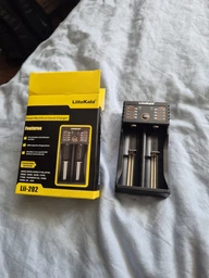 LiitoKala Lii-202 універсальний зарядний пристрій 18650, АА, ААА Li-Ion, LiFePO4, Ni-Mh PowerBank фото від покупців 1