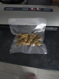 Комплект пакетів для вакууматора 2 шт 20 см і 25 см пакети харчові в рулоні говровані аксесуари для вакуумного пакувальника фото від покупців 15