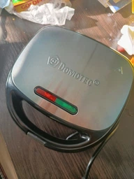 Гриль бутербродниця вафельниця ліщина 4 в 1 Domotec Ms 7704 1000Вт (00527) фото від покупців 4
