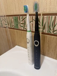 Електрична зубна щітка RZTK SONIC Black фото від покупців 1