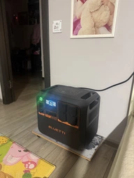 Зарядна станція BLUETTI AC200PL 2400W