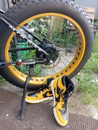 Велосипед електричний потужний електро фетбайк велосипед для дорослих fatbike електровелосипед з рамою на акумуляторі з дисплеєм фарою широкими колесами гірський чоловічий для міста села бездоріжжя Shimano 1000W 48v 13Ah New Speed Жовто-чорний 66110 фото від покупців 1