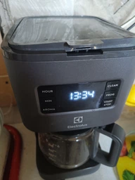 Кавоварка крапельна Electrolux E5CM1-6AN Graphite