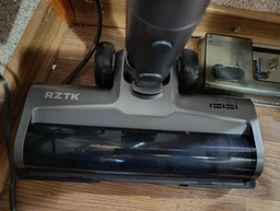 Моющий беспроводной пылесос RZTK V45 Flex фото от покупателей 1