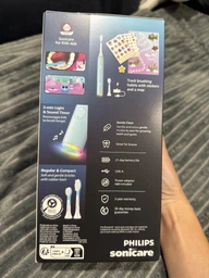 Электрическая зубная щетка Philips Sonicare For Kids Smart HX6600/11 фото от покупателей 6