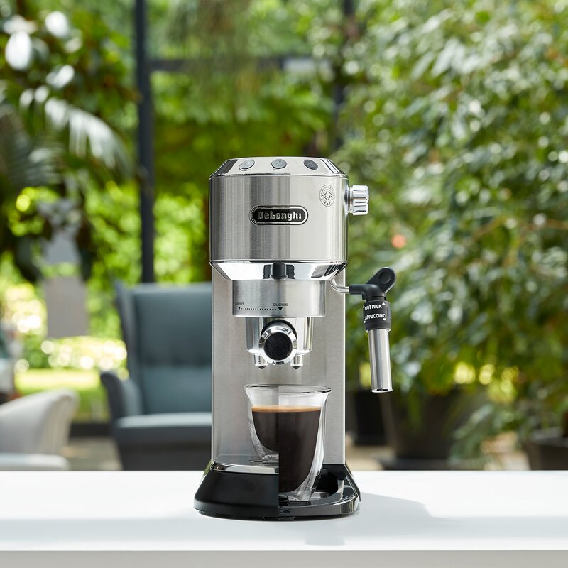 Кофеварка рожковая DELONGHI Dedica EC685.M – фото, отзывы ...