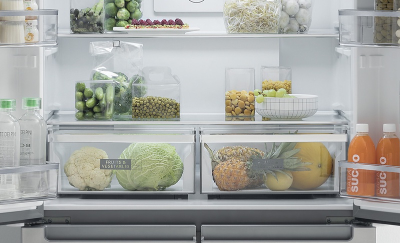 Спеціальний ящик для фруктів та овочів.