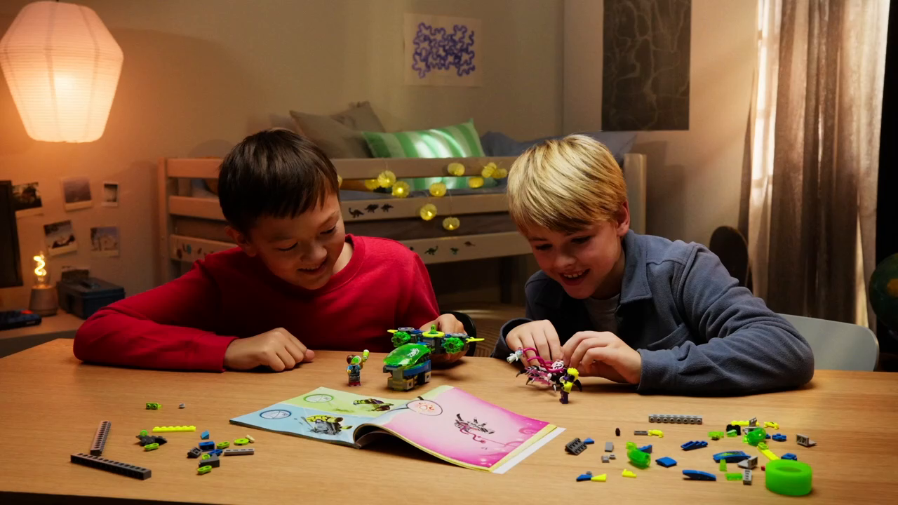 Конструктор LEGO DREAMZzzzz Матео и гоночный автомобиль Зет-Блоб