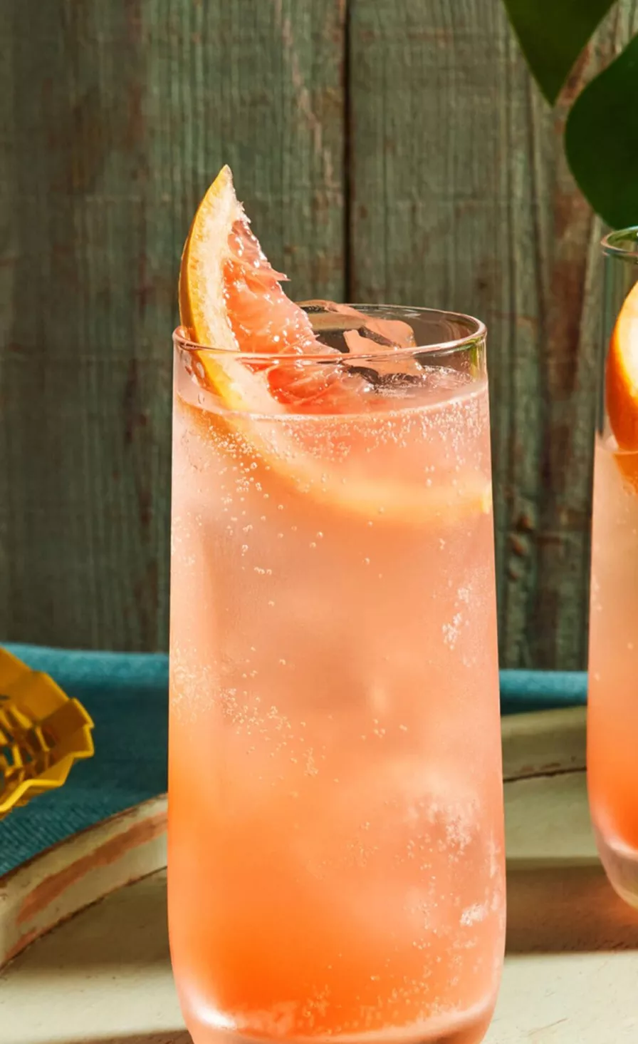 Коктейль Extra Paloma с Chivas Regal Extra