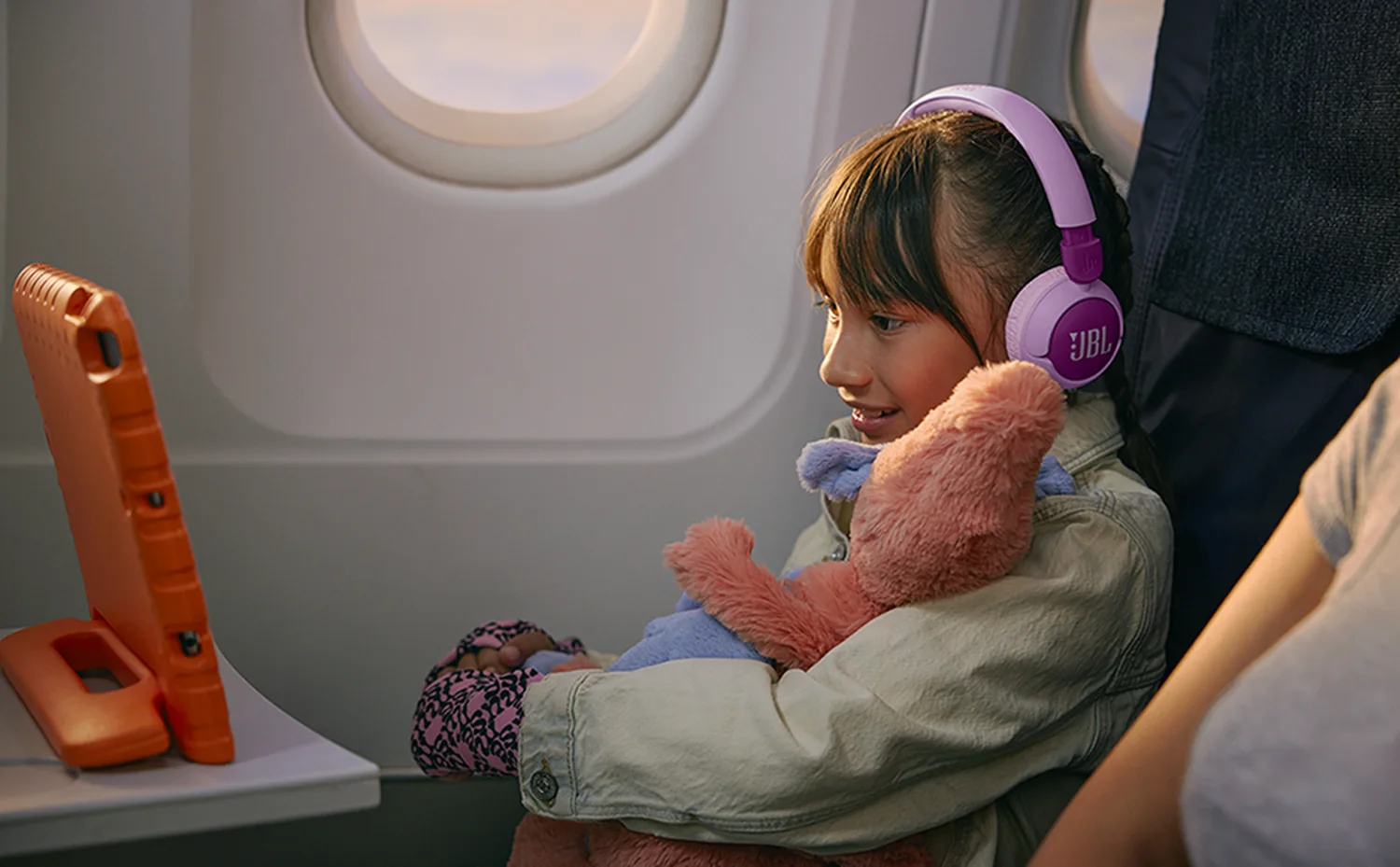 Мониторинг в приложении JBL Junior 320BT