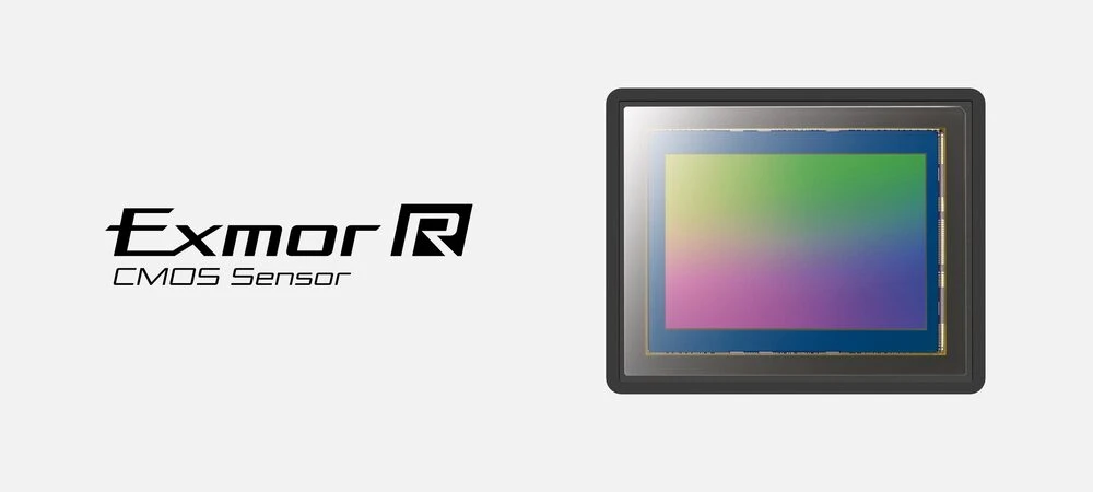 Полнокадровая CMOS-матрица Exmor R™(42,4 Мп)