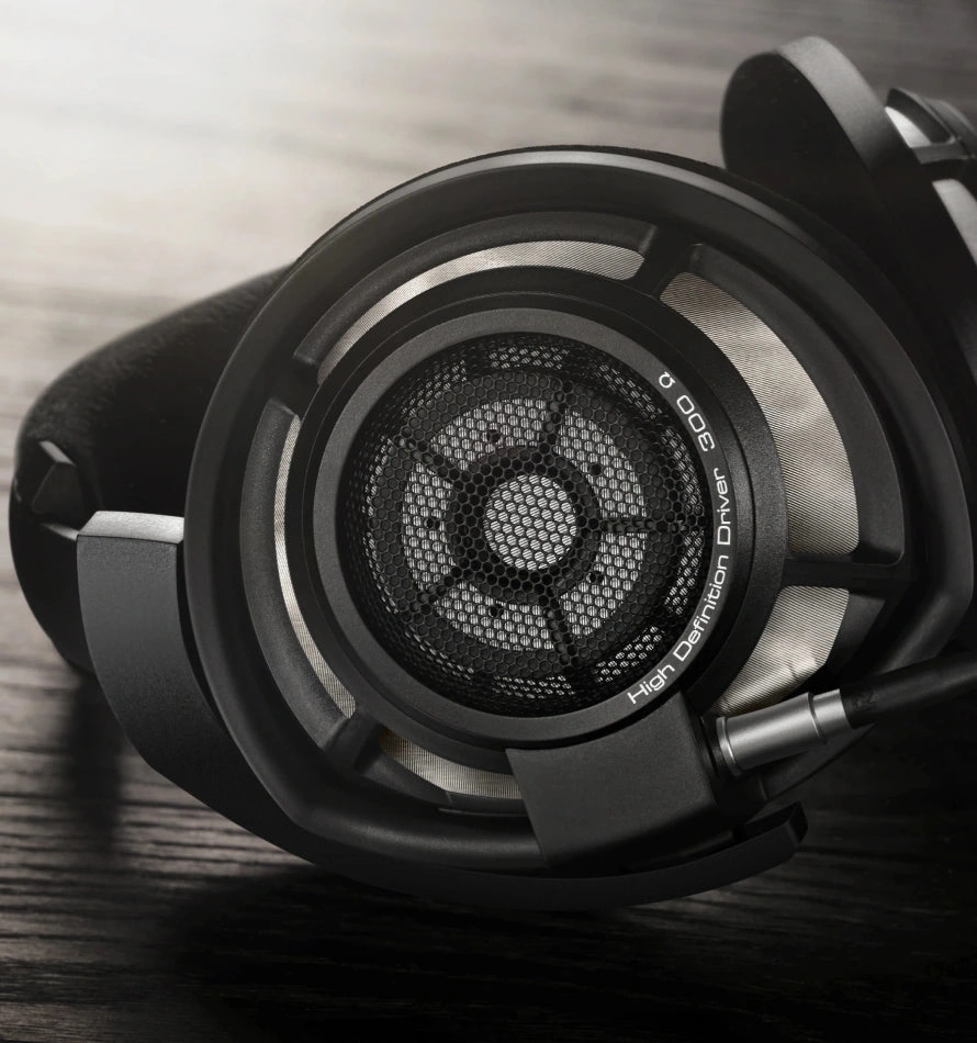 Эргономичная посадка наушников Sennheiser HD 800 S