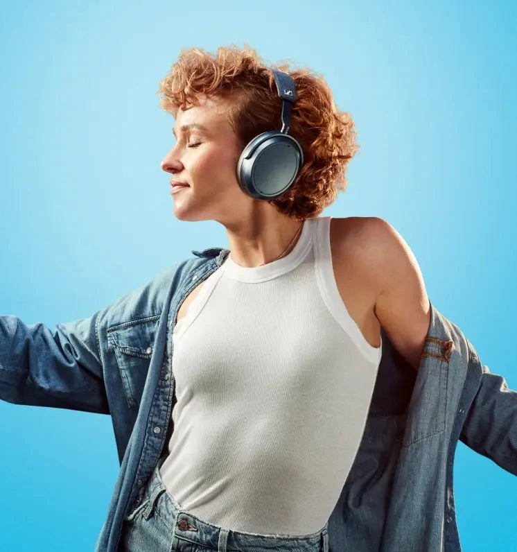 Навушники Sennheiser MOMENTUM 4 Wireless
