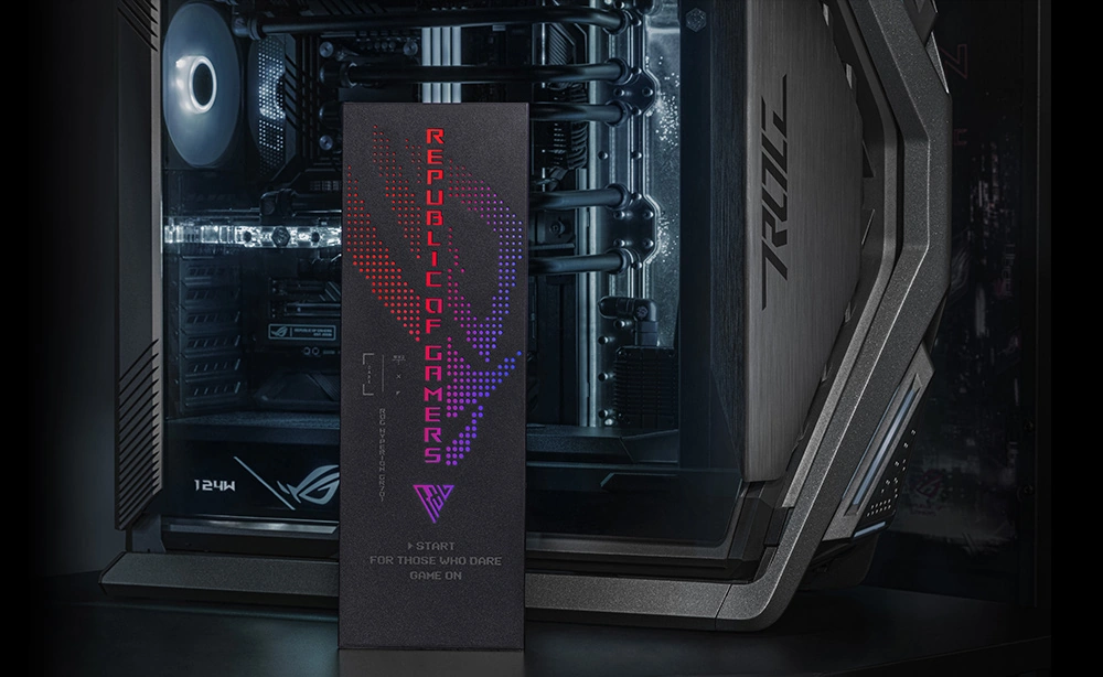 Внутрішня панель підсвічування у стилі ROG в корпусі ROG Hyperion GR701 BTF Edition