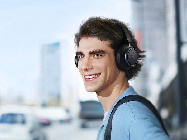 Регулювання рівня прозорості в застосунку soundcore