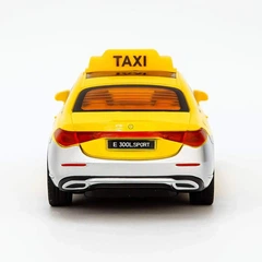 Машинка металлическая Автопром Mercedes-Benz E300L Taxi желтая 1