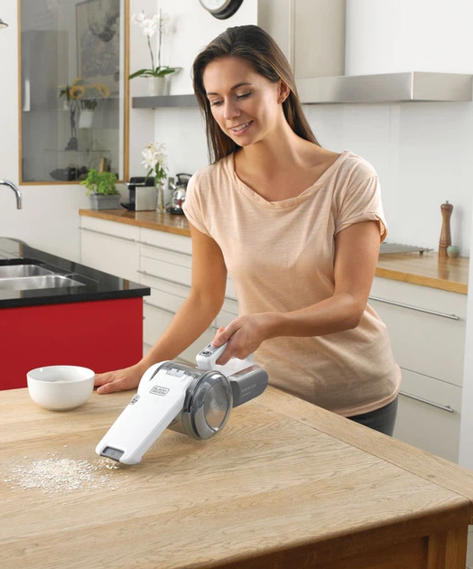 Odkurzacz samochodowy Black+Decker PV1820L - Zdjęcie 6 Odkurzacz samochodowy Black+Decker PV1820L - obraz 6