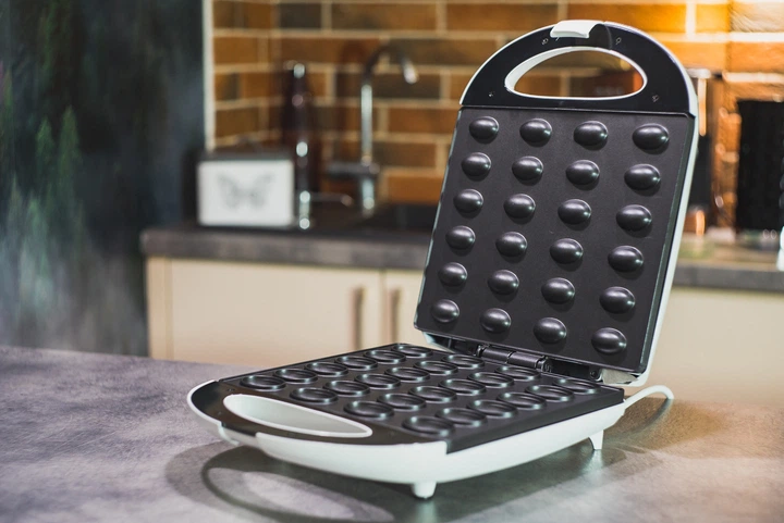 Opiekacz do orzeszków Adler AD 3039 (5902934831024) - obraz 9