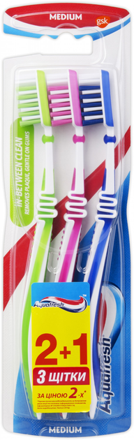 Зубна щітка Aquafresh In-between Clean Medium *3 (5054563931085) - зображення 1