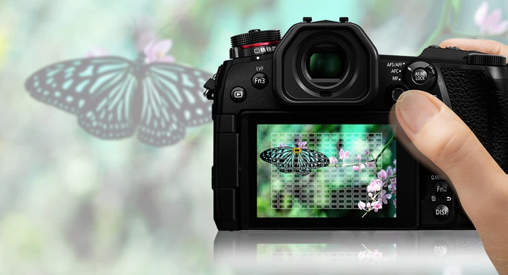Фотоапарат Panasonic Lumix DC-G9 Body Black (DC-G9EE-K) купити на