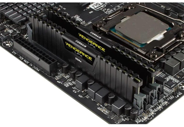 Оперативная память DDR4 64 Gb (3600 MHz) (Kt 32 Gb x 2) Corsair