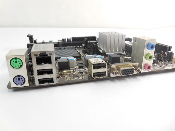 Материнская плата AM3+ Asrock 960GM-VGS3 FX – фото, отзывы ...