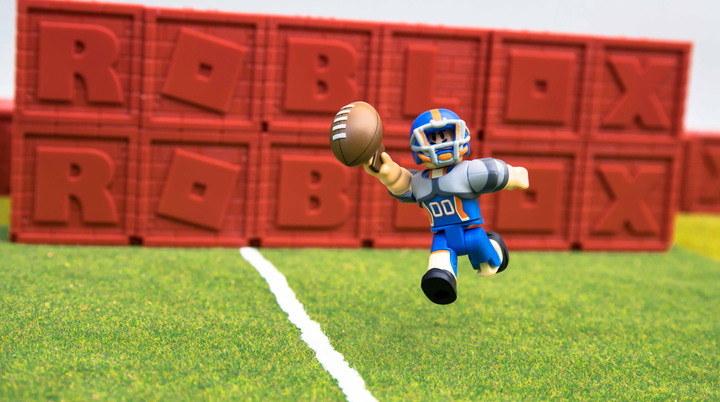 Roblox soccer sale player figure