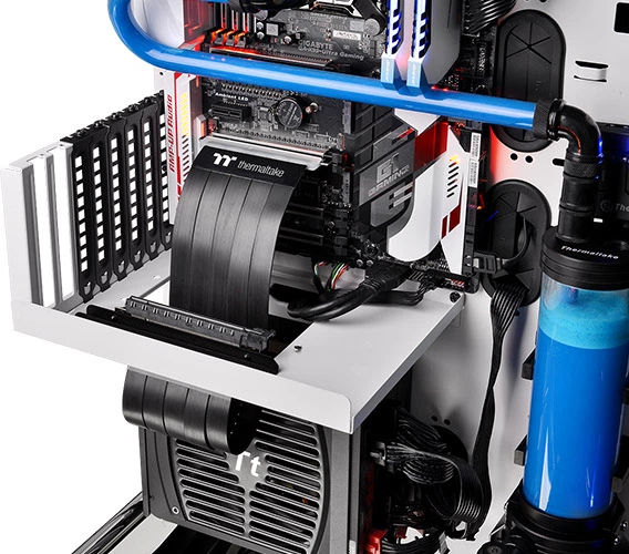 Riser Thermaltake Premium PCI-E 3.0 Extender – 300 mm (AC-045-CN1OTN-C1) - obraz 2