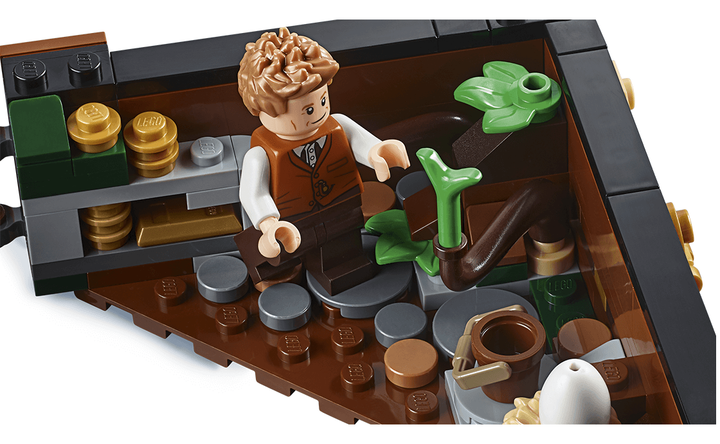 Конструктор LEGO Валіза Ньюта Скамандера 694 деталей (75952) - изображение 5