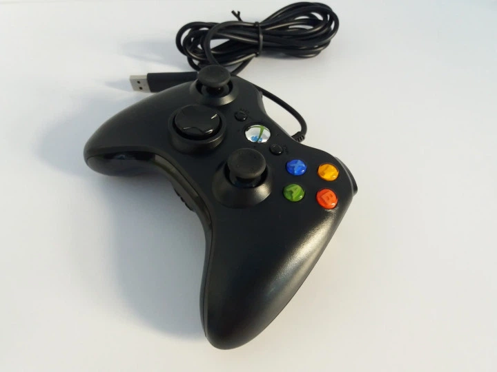 Проводной джойстик геймпад для Xbox 360 Чёрный (NJ-60) - изображение 5