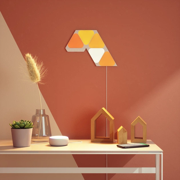 ナノリーフ　Nanoleaf Shapes Mini Triangles 5個入 Умная система освещения Nanoleaf Shapes Mini Triangles Starter Kit
