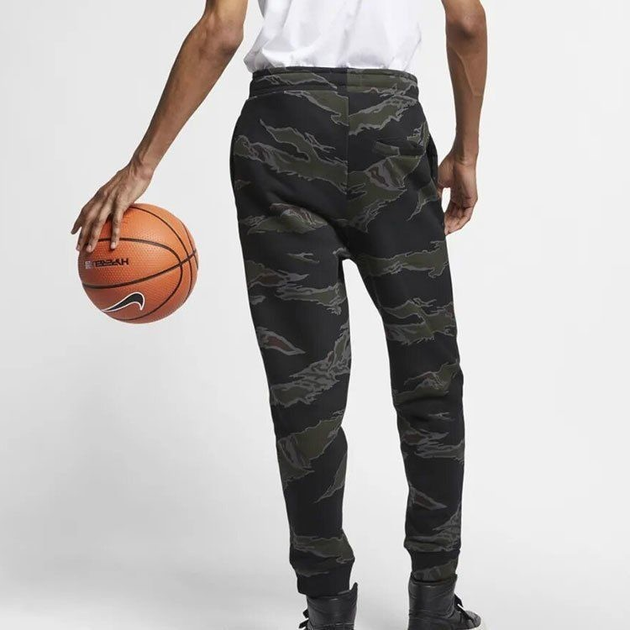 Jordan jumpman hot sale fleece camo