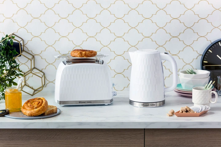Електрочайник Russell Hobbs Honeycomb 26050-70 - зображення 10