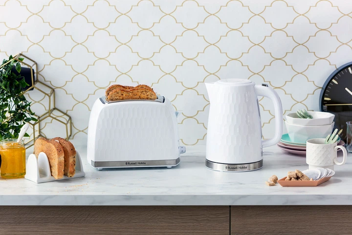 Електрочайник Russell Hobbs Honeycomb 26050-70 - зображення 12