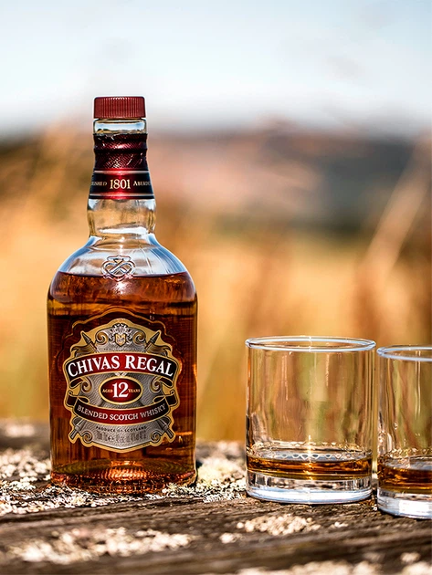 Віскі Chivas Regal 1 л 12 років витримки 40% в подарунковій