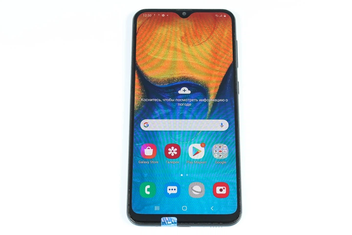 Мобільний телефон Samsung Galaxy A20 3/32GB A205 1000006422188 Б/У