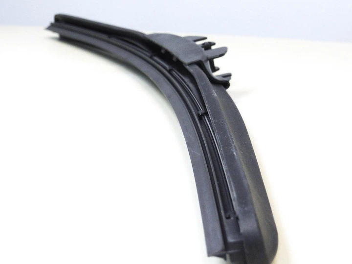 Щетки стеклоочистителя дворники на Рено Сценик 2 гибридные Heyner ...