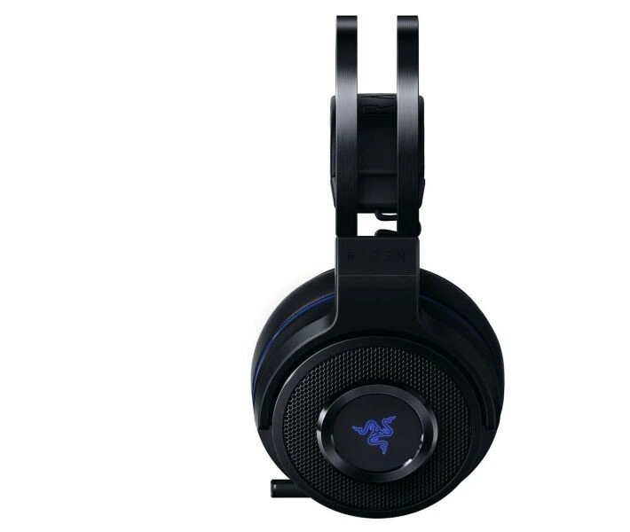 レイザー　THRESHER7.1 Беспроводная гарнитура Razer Thresher 7.1 (RZ04-02230100-R3M1