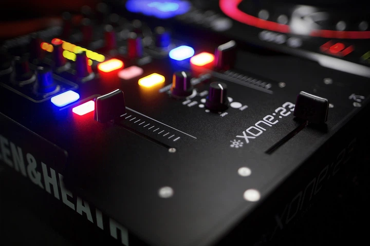 DJ-микшер Allen&Heath XONE:23 – фото, отзывы, характеристики в