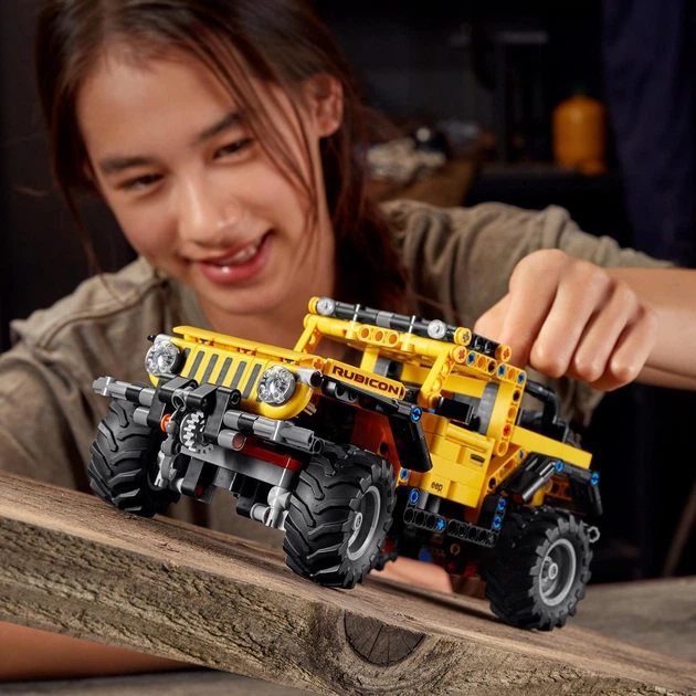 Конструктор LEGO Technic Jeep Wrangler 665 деталей (42122) - зображення 6
