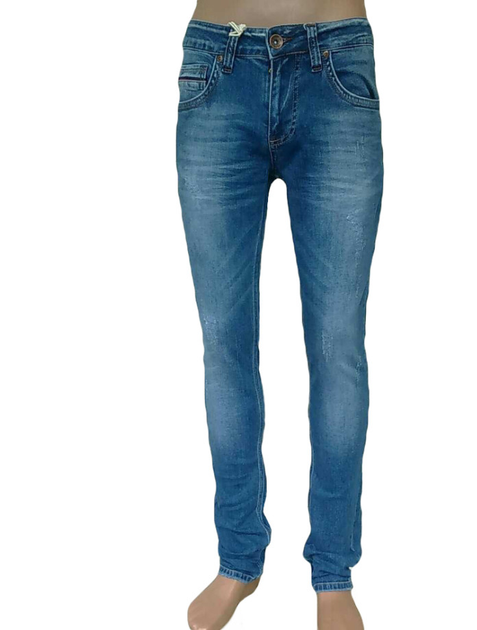 Широкие джинсы 2023 года