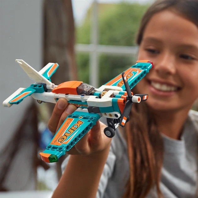 Конструктор LEGO Technic Спортивний літак 154 деталі (42117) - зображення 3